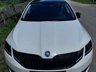 2019 Skoda Octavia III (A7) Рестайлинг, белый, 1795000 рублей, вид 1