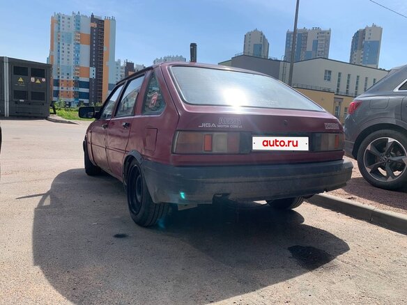 2003 Иж 2126 «Ода», красный, 99999 рублей - вид 3