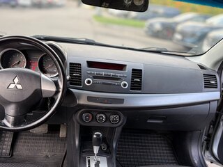 2010 Mitsubishi Lancer X, серебристый, 820000 рублей, вид 5
