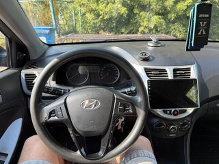 2011 Hyundai Solaris I, чёрный, 690000 рублей, вид 5