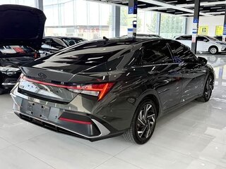 2023 Hyundai Elantra VII (CN7) Рестайлинг, серый, 1315000 рублей, вид 4