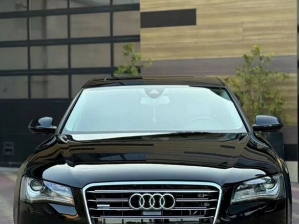2011 Audi A8 III (D4), чёрный, 1300000 рублей - вид 1