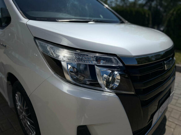 2016 Toyota Noah III (R80), белый, 1695000 рублей - вид 8