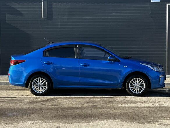 2018 Kia Rio IV, синий, 1289000 рублей - вид 6