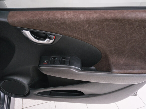 2013 Honda Fit Shuttle I Рестайлинг, серый - вид 17