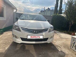 2015 Hyundai Solaris I Рестайлинг, белый, 1090000 рублей, вид 1