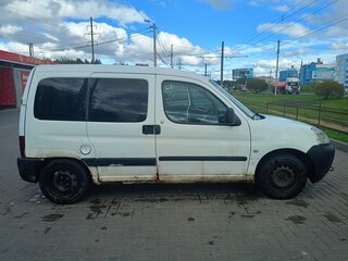 2004 Peugeot Partner I Рестайлинг, белый, 175000 рублей, вид 2