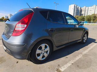 2010 Hyundai i30 I Рестайлинг, серый, 739000 рублей, вид 4