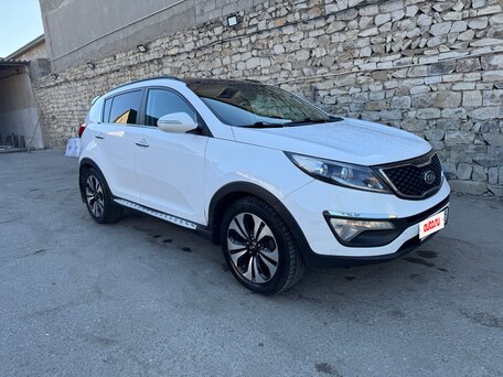 2012 Kia Sportage III, белый, 1550000 рублей, вид 4