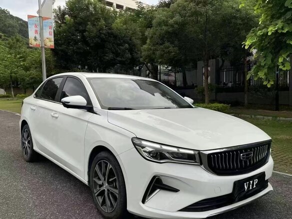 2022 Geely Emgrand II, белый, 1094000 рублей - вид 2