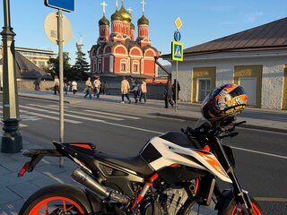 2021 KTM 890 Duke R, белый, 770000 рублей, вид 1