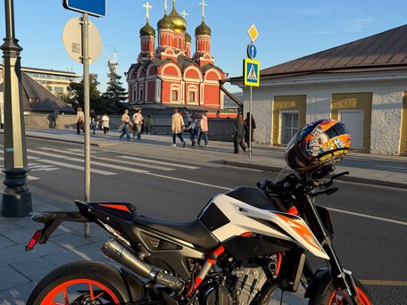 2021 KTM 890 Duke R, белый, 770000 рублей, вид 1