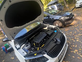 2013 Skoda Octavia III (A7), белый, 1680000 рублей, вид 3