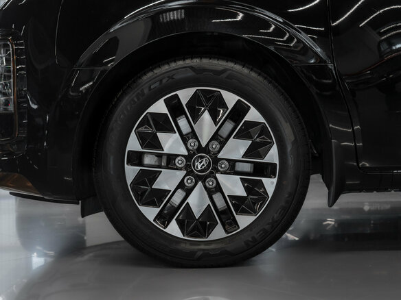 2024 Hyundai Staria I, чёрный, 7970000 рублей - вид 36