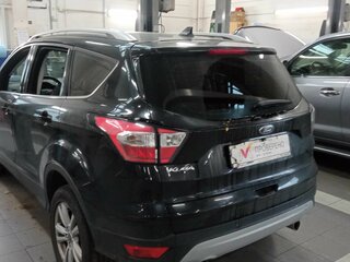 2018 Ford Kuga II Рестайлинг, чёрный, 1653000 рублей, вид 4
