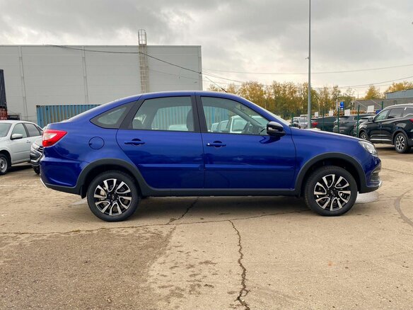 2026 Lada (ВАЗ) Granta Active Cross I Рестайлинг, синий, 1247900 рублей - вид 6