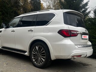 2018 Infiniti QX80 I Рестайлинг 2, белый, 3950000 рублей, вид 3