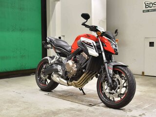 2017 Honda CB 650F, красный, 725000 рублей, вид 3