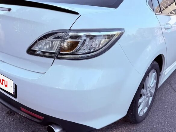2011 Mazda 6 II (GH) Рестайлинг, белый, 1100000 рублей - вид 12