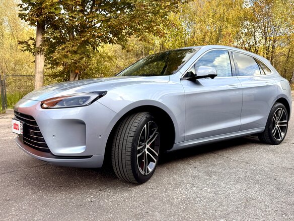 2024 Aito M5 I, синий, 4350000 рублей