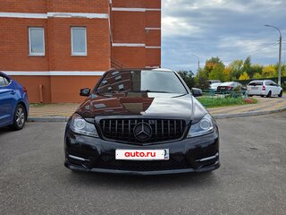 2011 Mercedes-Benz C-Класс 180 BlueEFFICIENCY III (W204) Рестайлинг, чёрный, 2100000 рублей, вид 3