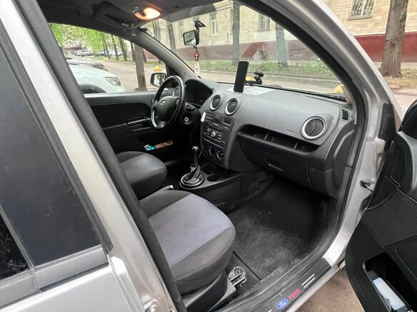 2008 Ford Fusion I Рестайлинг, серебристый, 450000 рублей - вид 6