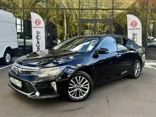 2017 Toyota Camry VII (XV50) Рестайлинг 2, чёрный, 1950000 рублей, вид 1
