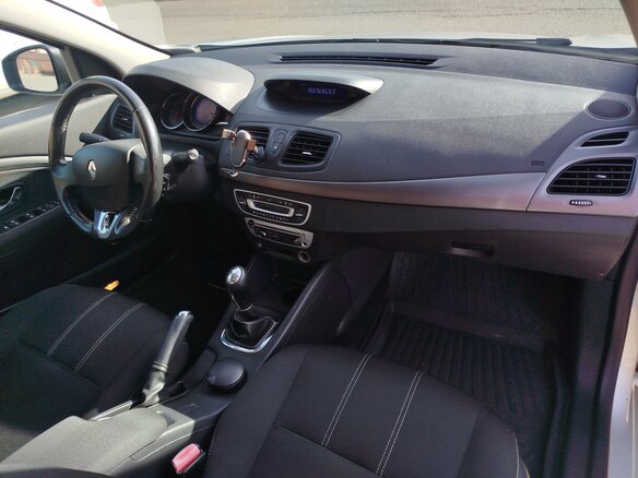 2013 Renault Fluence I Рестайлинг, серебристый, 650000 рублей - вид 6