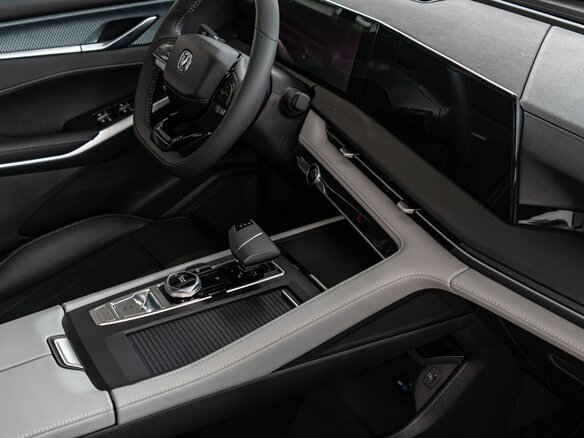 2025 Changan CS75 Plus III, белый, 3669900 рублей - вид 11