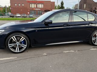 2015 BMW 7 серии 750i xDrive VI (G11/G12), чёрный, 3250000 рублей, вид 2