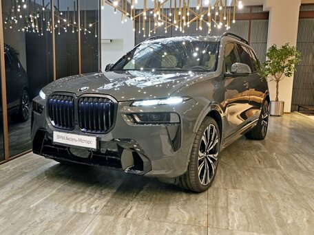 BMW X7 I (G07) Рестайлинг