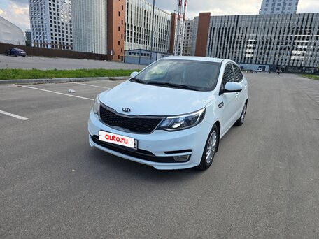 2016 Kia Rio III Рестайлинг, белый, 920000 рублей, вид 2