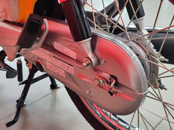 2026 Honda Super Cub, жёлтый, 349900 рублей - вид 14