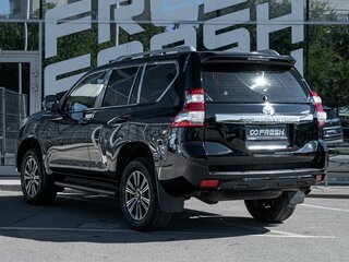 2014 Toyota Land Cruiser Prado 4-speed 150 Series Рестайлинг 1, чёрный, 3250000 рублей, вид 2