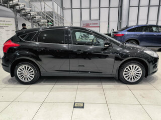 2014 Ford Focus III Рестайлинг, чёрный, 820000 рублей, вид 4