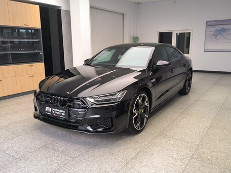 Audi A7 II (4K)