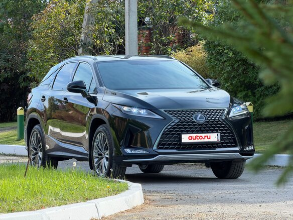 2022 Lexus RX 300 IV Рестайлинг, бежевый, 6150000 рублей - вид 3
