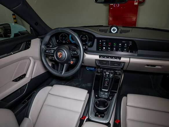 2026 Porsche 911 Carrera VIII (992) Рестайлинг, серый, 22990000 рублей - вид 39