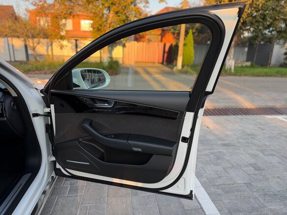 2014 Audi A8 III (D4) Рестайлинг, белый, 2149999 рублей - вид 36