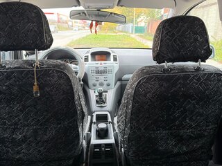 2012 Opel Zafira B Рестайлинг, серебристый, 950000 рублей, вид 5