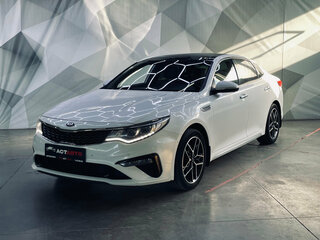 2018 Kia Optima IV Рестайлинг, белый, 1980000 рублей, вид 1