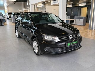 2013 Volkswagen Polo V, чёрный, 679000 рублей, вид 1