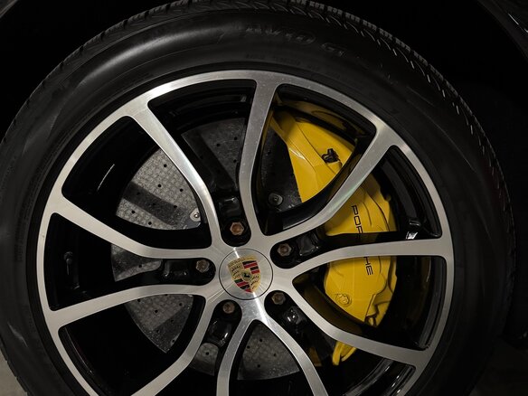 2018 Porsche Cayenne Turbo III, чёрный, 7800000 рублей - вид 11