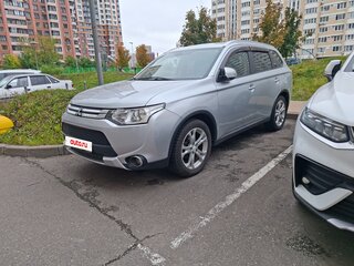 2014 Mitsubishi Outlander III Рестайлинг, серебристый, 1600000 рублей, вид 1