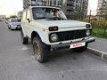 1999 Lada (ВАЗ) 2121 (4x4) I Рестайлинг, белый - вид 1
