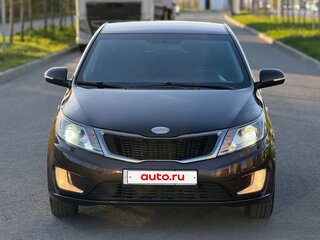 2014 Kia Rio 6-speed III, коричневый, 895000 рублей, вид 2