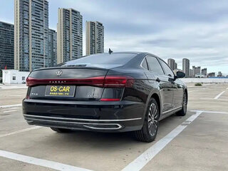 2022 Volkswagen Passat B8 Рестайлинг, чёрный, 1940004 рублей, вид 2