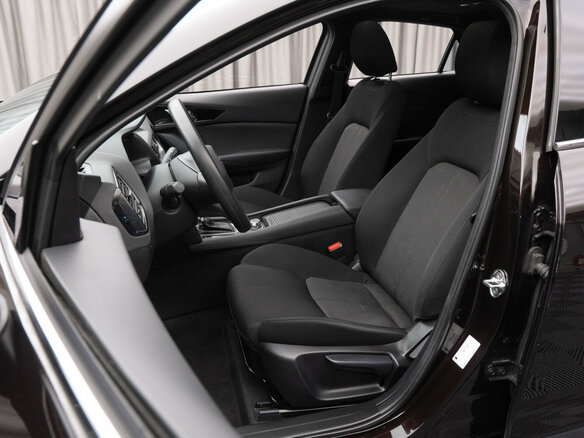 2022 Mazda CX-4 I Рестайлинг, фиолетовый, 2920000 рублей - вид 10