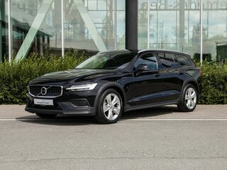 Volvo V60 Cross Country II