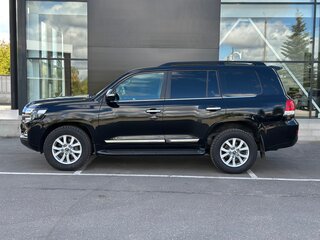 2016 Toyota Land Cruiser 200 Series Рестайлинг 2, чёрный, 5440000 рублей, вид 2
